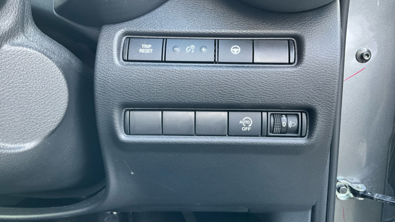 Nissan Juke 1.0 DiG-T 114 Tekna 5dr Petrol Hatchback